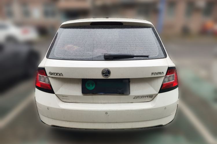 Used Skoda Fabia 2016 1.4L Automatic Car Enjoy Edition