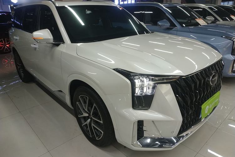 Used GAC Trumpchi GS8 2022 Dual-Engine Series 2.0TM Four-Wheel Drive Prestige Edition (6 Seats) Front Right 45 Deg