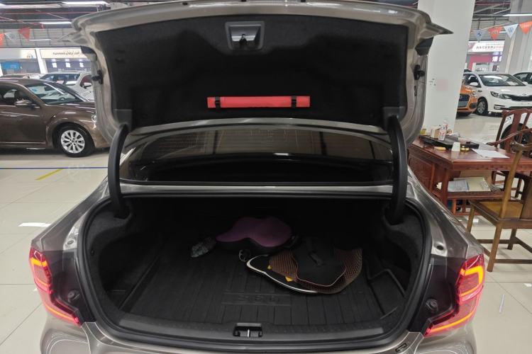 Used Volvo S60 2020 T4 Zhiyi Luxury Edition