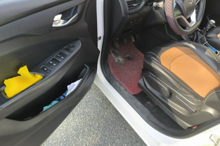 Used Wuling Hongguang S3 2018 1.5L Manual Comfort Model China V Standard