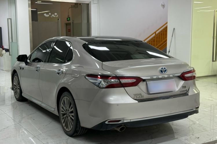 Used Toyota Camry 2018 Dual-Engine 2.5 HG Luxury Edition Exterior 4