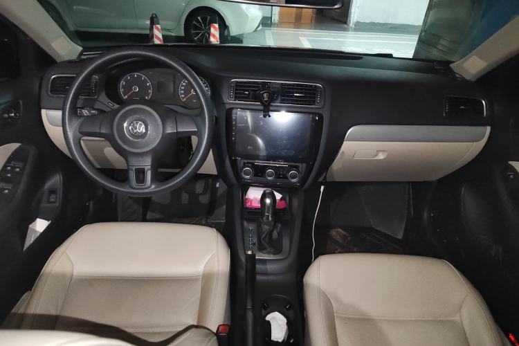 Used Volkswagen Sagitar 2012 1.6L Automatic Comfort Edition