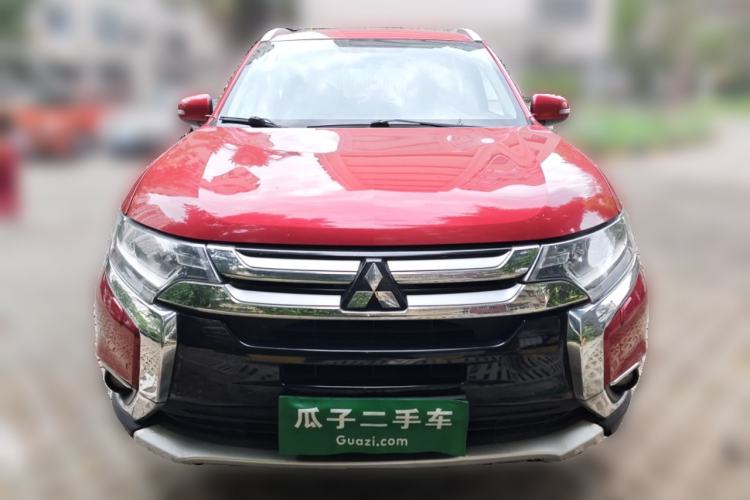 Used Mitsubishi Outlander 2016 2.4L 4x4 Luxury Edition 7-Seater