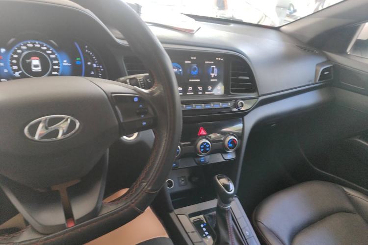 Used Hyundai Elantra (6th Generation / Lingdong) 2019 1.4T Dual-Clutch Xuan Dong · Dynamic Model
