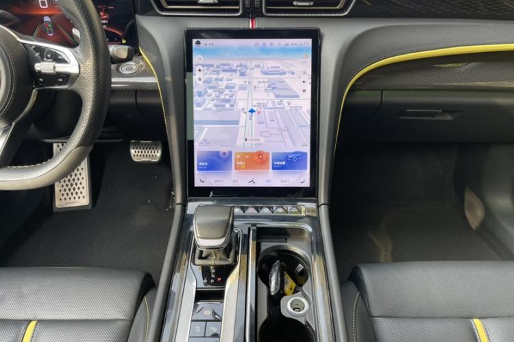 Used Hongqi H6 2023 2.0T ZhiZhen Edition
