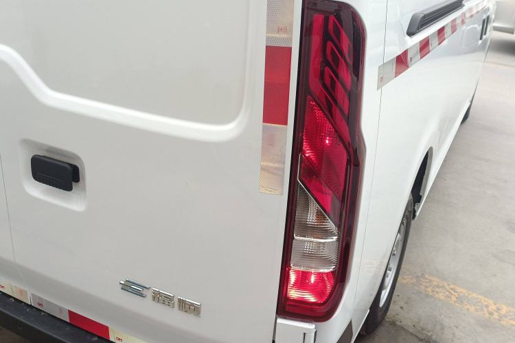 Used JMC E Fushun 2025 Model 41.5 kWh Blind Window Version, Short Wheelbase Low Roof, 3.0 tons
