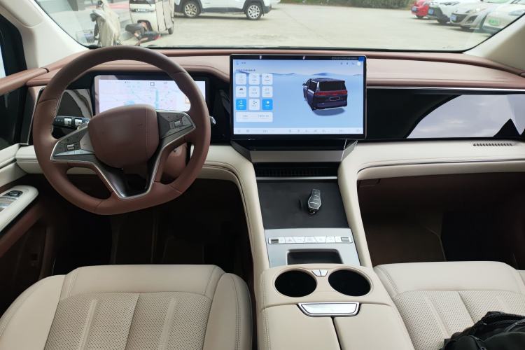 Used BYD Xia 2025 DM-i 1.5T 100km Leading Model
