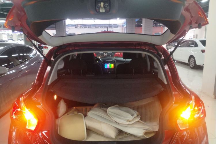 Used Nissan Tiida 2014 1.6L CVT Comfort Model
