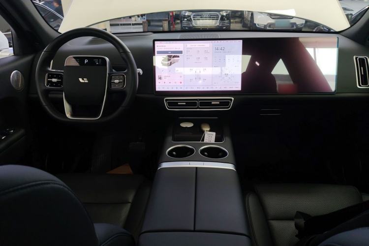 Used Li Auto L7 2023 Max model Center Console