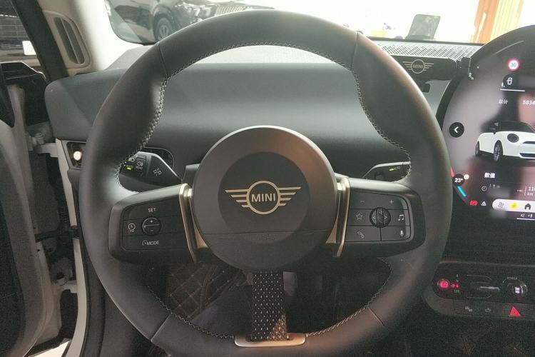 Used MINI Electric MINI COOPER 2024 456km COOPER E Classic Edition
