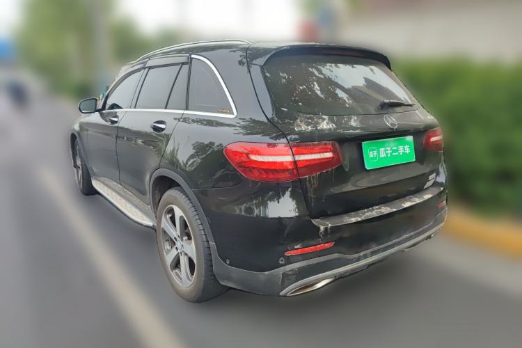 Used Mercedes-Benz GLC 2017 GLC 260 4MATIC Luxury Model Rear Left 45 Deg