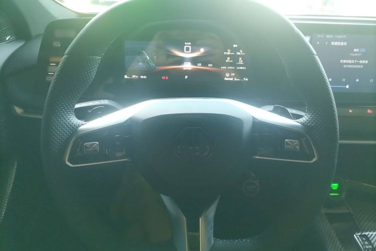 Used MG 7 2025 1.5T 300 DCT Elegant Edition
