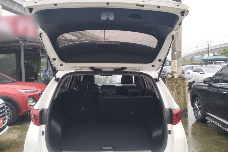 Used Kia KX5 2016 1.6T Automatic Two-Wheel Drive DLX Trunk