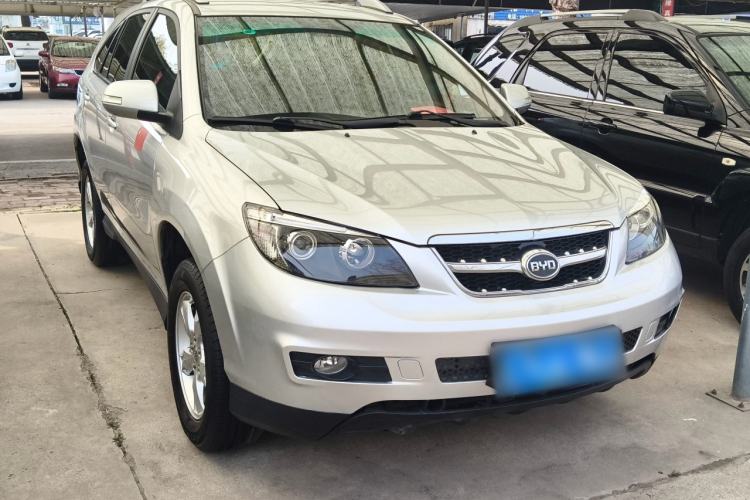 Used BYD S6 2013 Platinum Edition 2.0L Manual Luxury Model