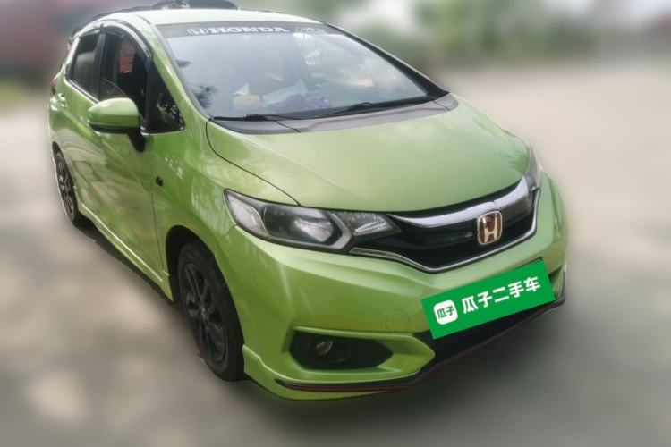 Used Honda Fit 2018 1.5L CVT Trendy Sports Edition Front Right 45 Deg