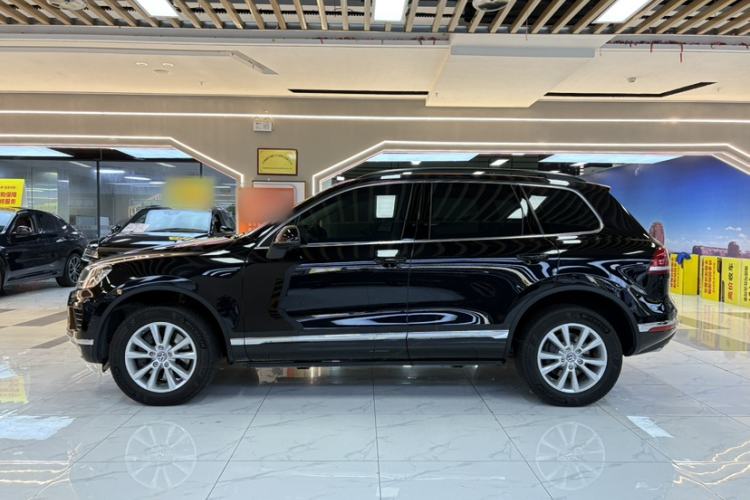 Used Volkswagen Touareg 2017 3.0 TSI Touareg Model