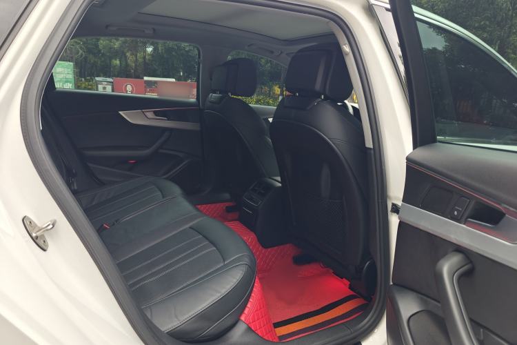 Used Audi A4L 2020 40 TFSI Luxury Dynamic Model
