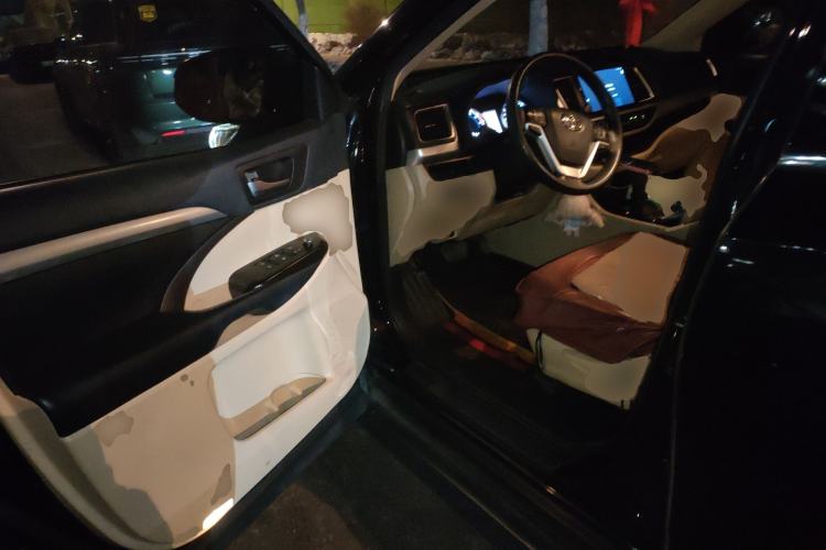 Used Toyota Highlander 2018 2.0T Four-Wheel Drive Elite Edition 7 Seats China V Standard
