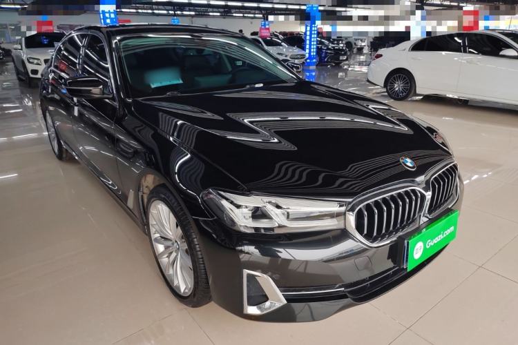 Used BMW 5 Series 2023 Updated 530Li Luxury Package Prestige Version Front Right 45 Deg