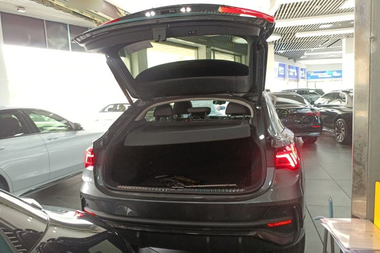 Used Audi Q3 Sportback 2020 40 TFSI Fashion Model
