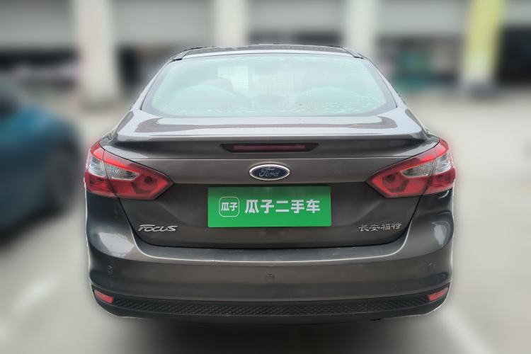 Used Ford Focus 2012 Sedan 1.6L Automatic Fashion Edition