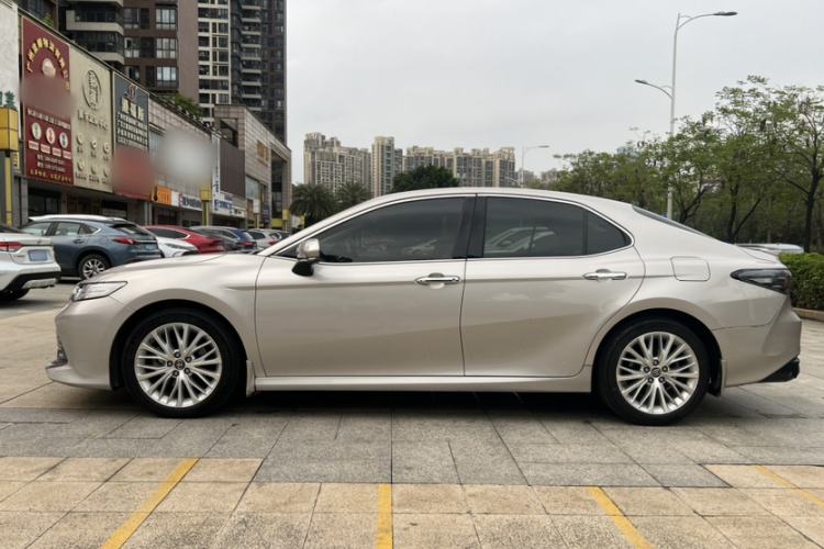 Used Toyota Camry 2019 Revised Version 2.5G Luxury Edition Exterior 8