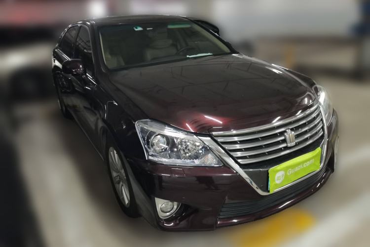 Used Toyota Crown 2012 2.5L Royal Leather Edition
