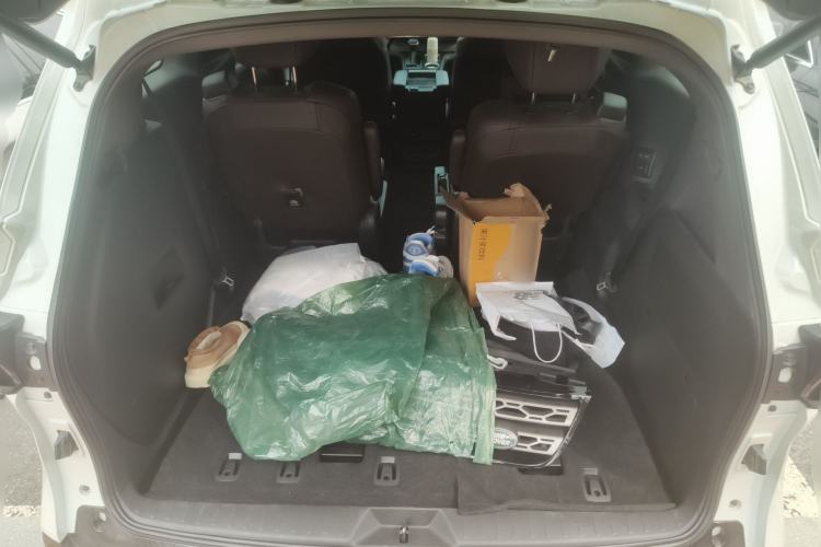 Used Toyota Granvia 2022 2.5L Hybrid Flagship Edition Trunk