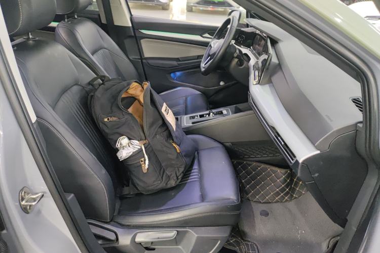 Used Volkswagen Golf 2024 280TSI DSG Pro 50th Anniversary Edition Right Front Seat