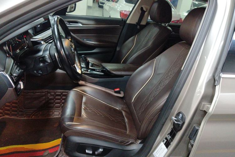 Used BMW 5 Series 2018 Revised Version 530Li Leading Edition Luxury Package Left Front Seat