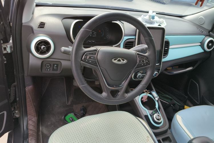 Used Chery QQ Little Ant 2021 150 000 Yuan "Ant Fan" Edition New Ant Cool Version Lithium-Ion Battery