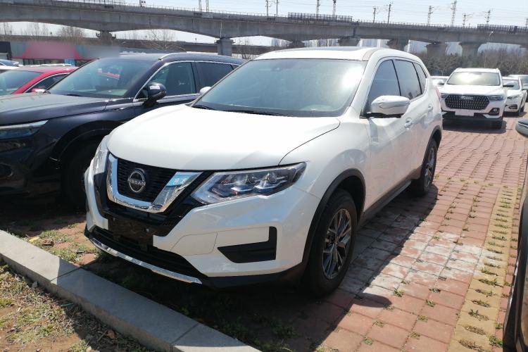 Used Nissan X-Trail 2025 Honor 2.0L Two-Wheel Drive Leading Edition
