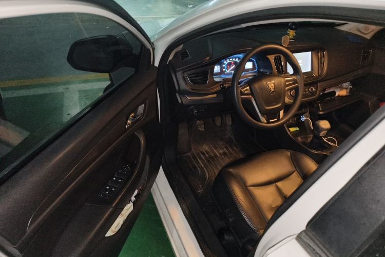 Used Roewe 360 2015 1.5L Manual Luxury Edition