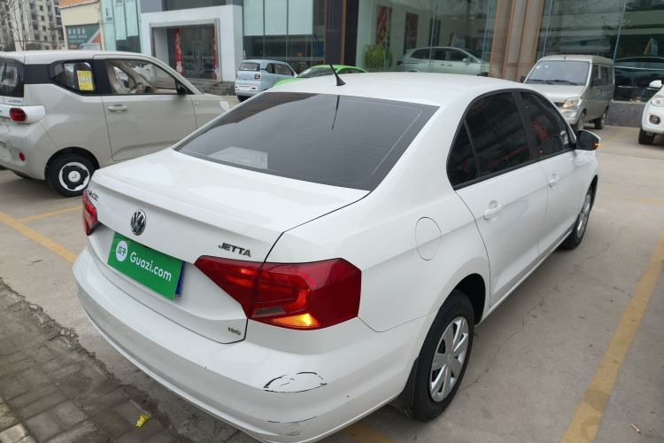 Used Volkswagen Jetta 2017 1.5L Manual Fashion Edition