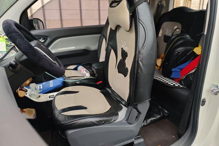 Used Wuling Hongguang MINIEV 2022 Macaron Fashion Model Lithium Iron Phosphate Left Front Seat