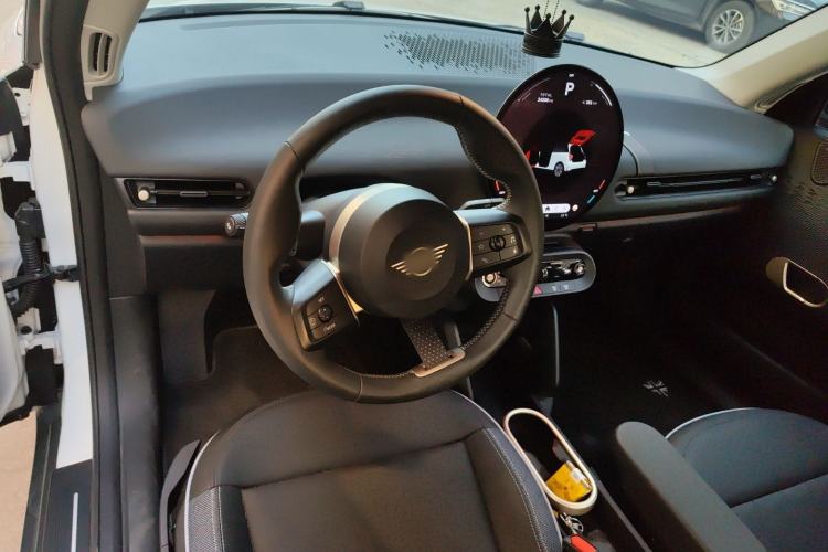 Used MINI Electric MINI COOPER 2024 456km COOPER E Classic Edition