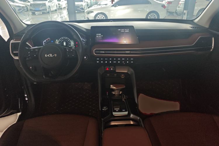 Used Kia Sportage R 2021 Ace 2.0L Splendid Edition Center Console