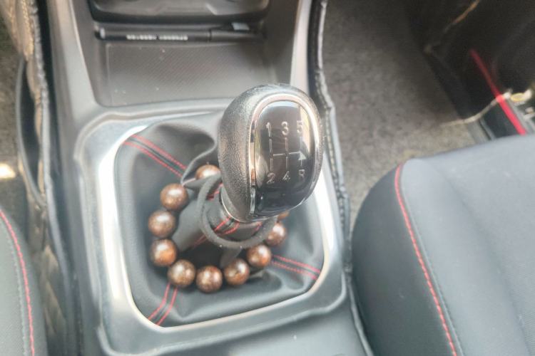 Used CHANGAN OSHAN X70A 2018 1.5L Manual Comfort Model