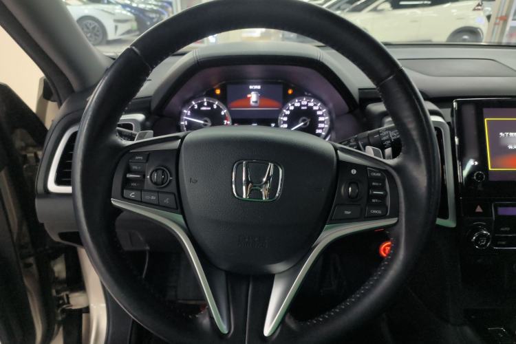 Used Honda UR-V 2017 240TURBO Two-Wheel Drive Luxury Edition China V
