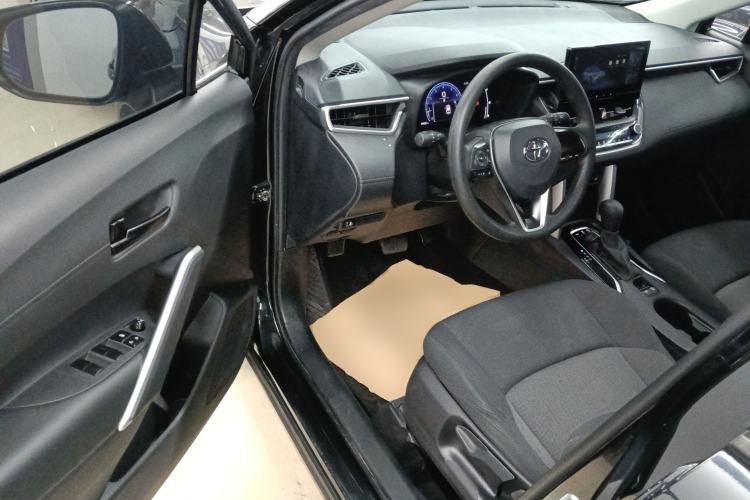 Used Toyota FRONTLANDER 2023 2.0L CVT Elite Edition
