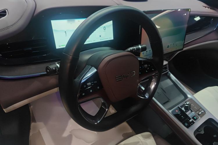 Used BYD Seal 2023 DM-i 1.5T 121km Prestige Model