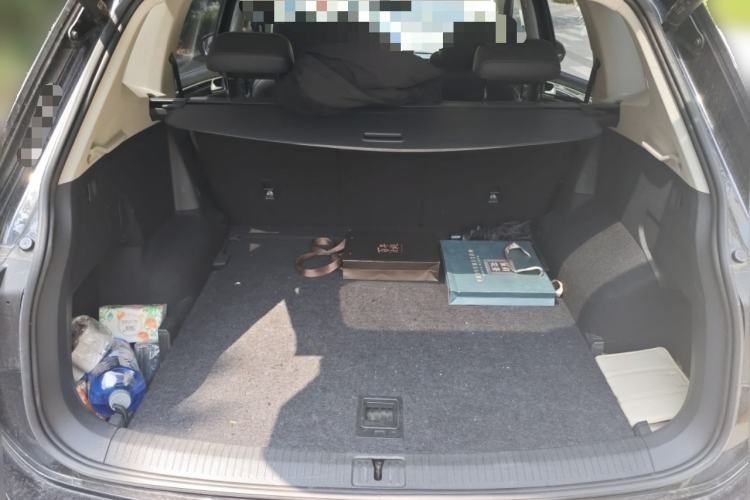 Used Volkswagen Tiguan L 2022 330TSI Automatic Two-Wheel Drive Smart Edition
