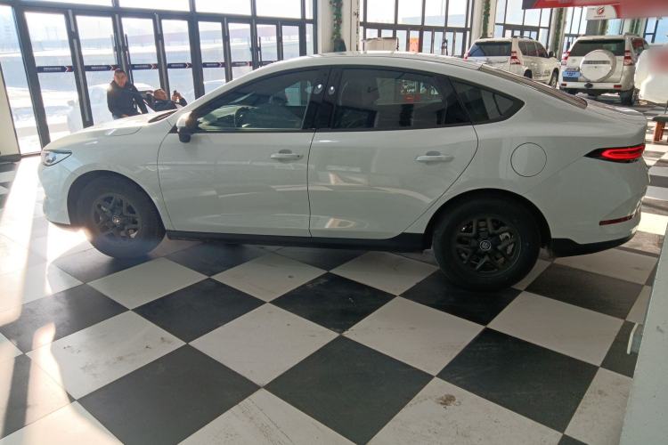 Used BYD Qin PLUS 2025 DM-i Smart Drive 55KM Leading Model