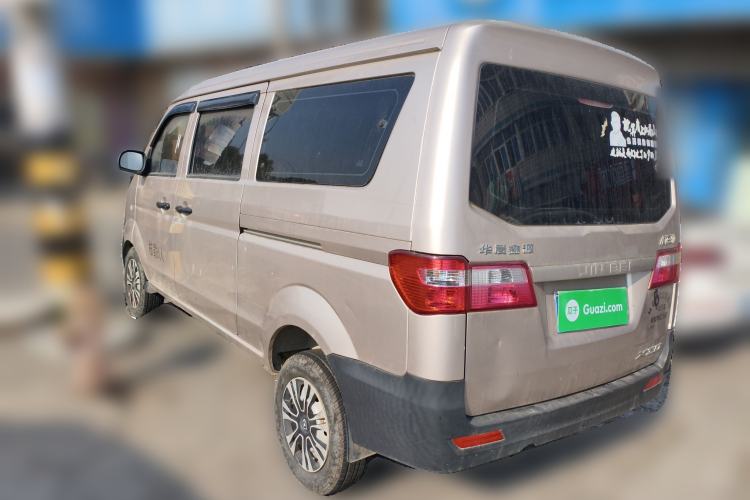 Used Jinbei Hiace X30 2020 1.5L Super-Comfortable Version China VI Standard SWC15M
