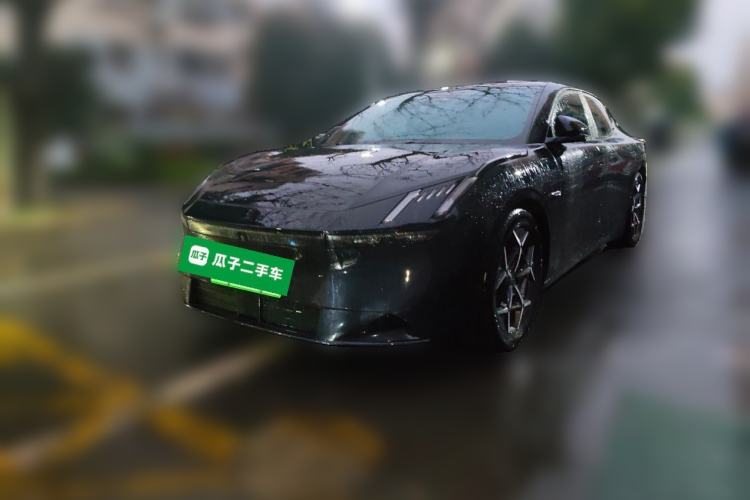 Used Lynk & Co Z10 2025 95 kWh 766 km Range Rear-Wheel Drive Max