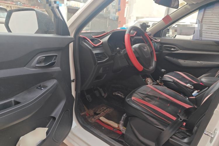 Used Wuling Hongguang 2019 1.5L S Basic Version China VI Standard LAR Driver Seat