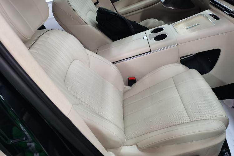 Used VOYAH Dream 2025 PHEV Four-Wheel-Drive Flagship Kunpeng Edition