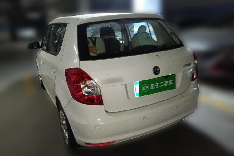 Used Skoda Fabia 2012 1.4L Manual Crystal Edition Rear Left 45 Deg