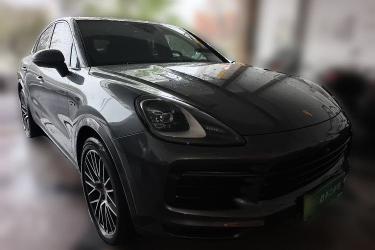Used Porsche Cayenne E-Hybrid 2020 Cayenne E-Hybrid Coupé 2.0T Front Right 45 Deg