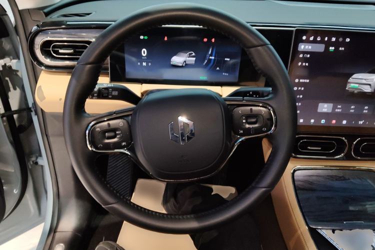 Used Leapmotor C11 2024 Range-Extended 300 Luxury Edition Steering Wheel